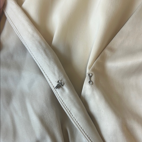 Abercrombie Cream Asymmetrical Ruched Sheath Dress - Picture 4 of 5